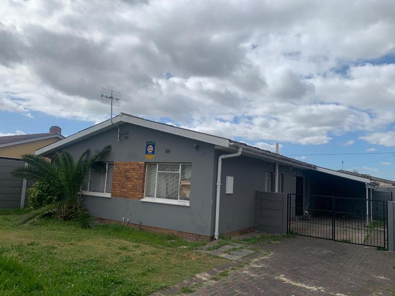 3 Bedroom Property for Sale in Voelvlei Western Cape